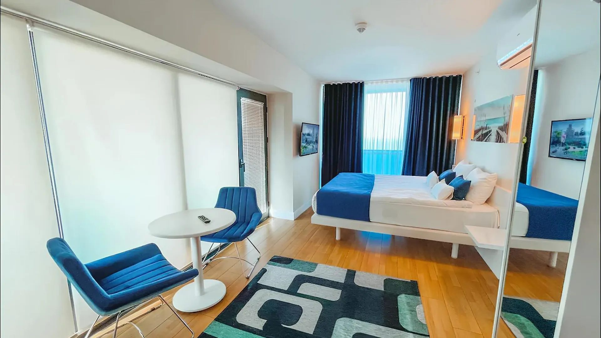 Hotell Panorama Suites - City Central & Sea View Batumi
