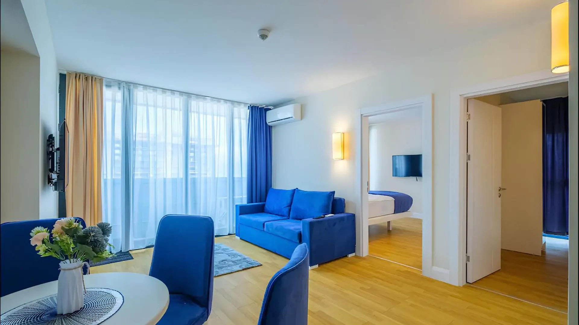 Panorama Suites - City Central & Sea View Batumi 5*,  Georgien