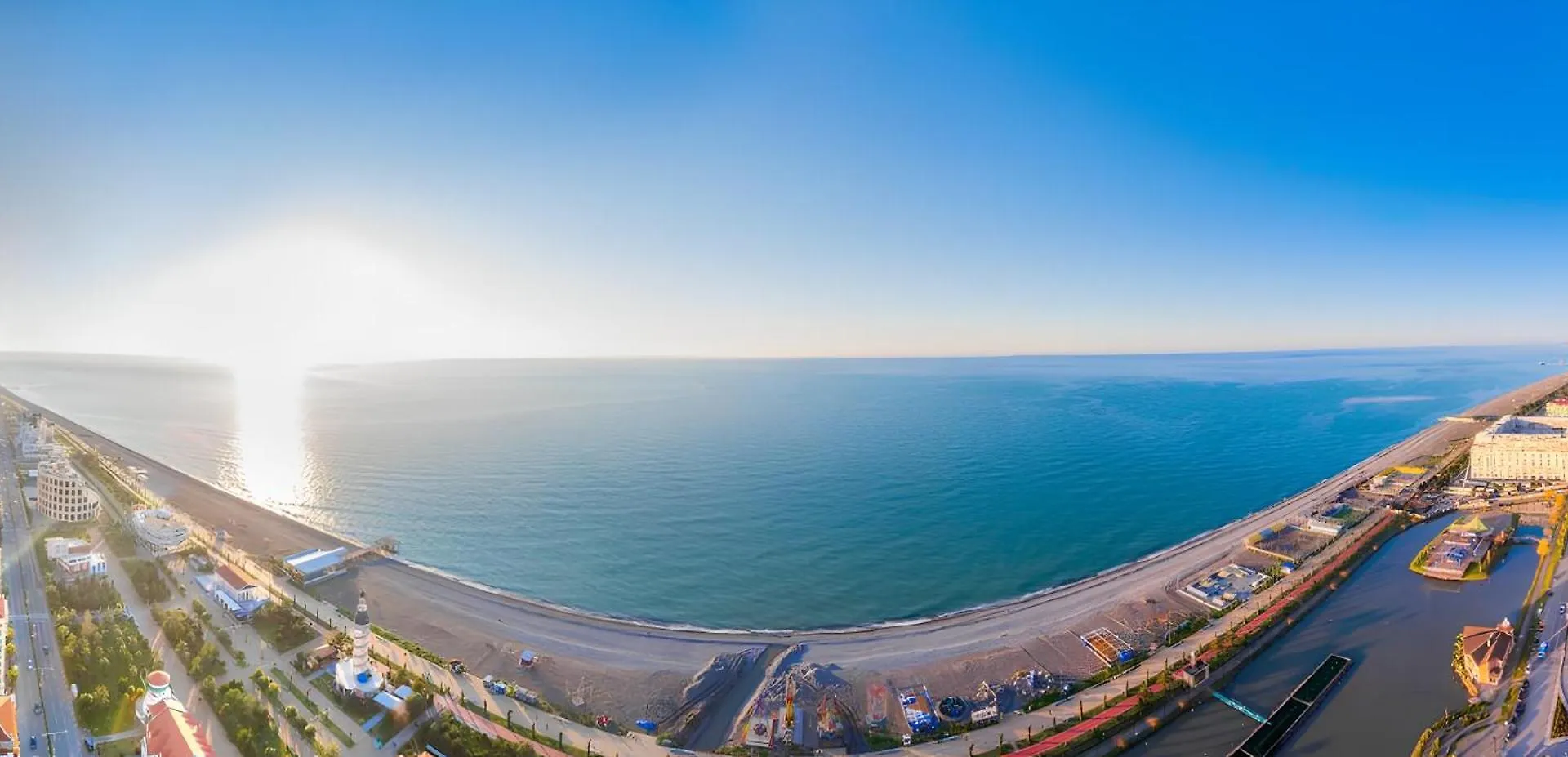 Panorama Suites - City Central & Sea View Batumi