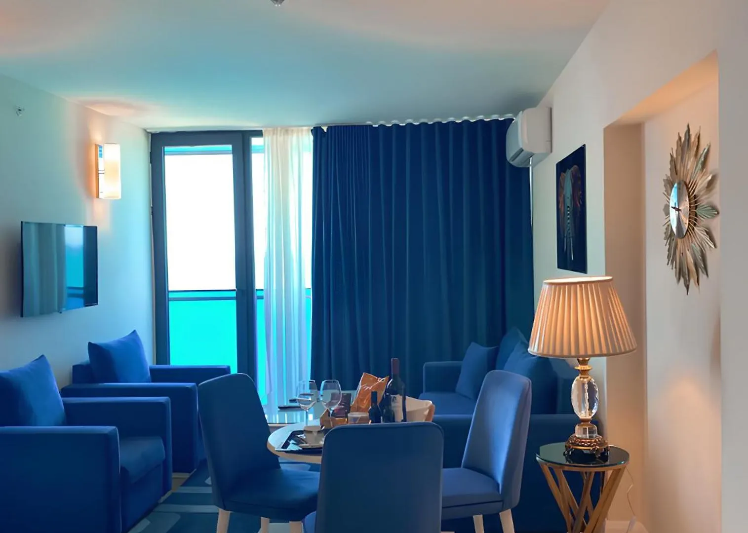 Hotell Panorama Suites - City Central & Sea View Batumi
