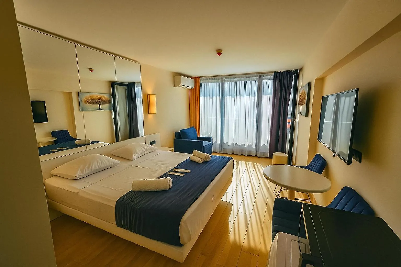 Hotell Panorama Suites - City Central & Sea View Batumi
