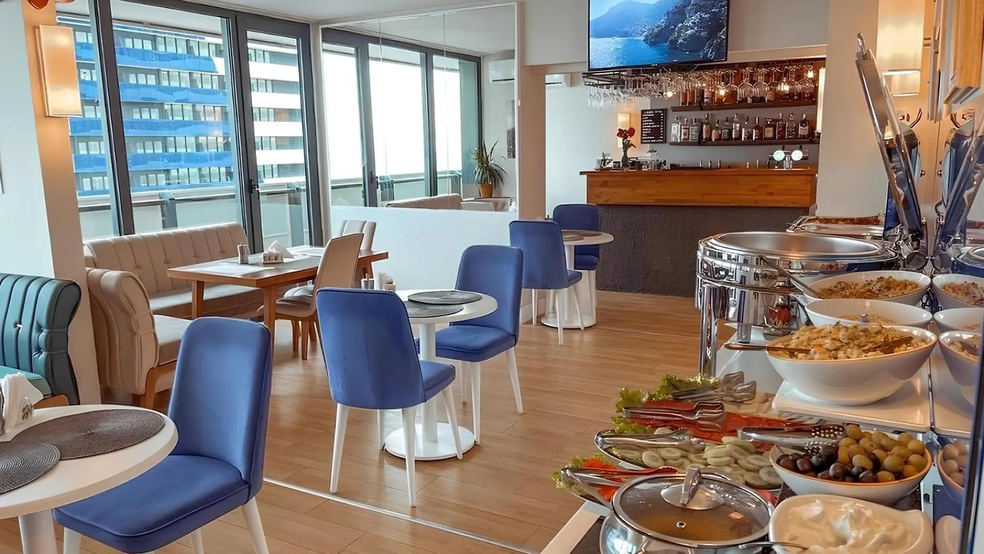 Panorama Suites - City Central & Sea View Batumi Georgien