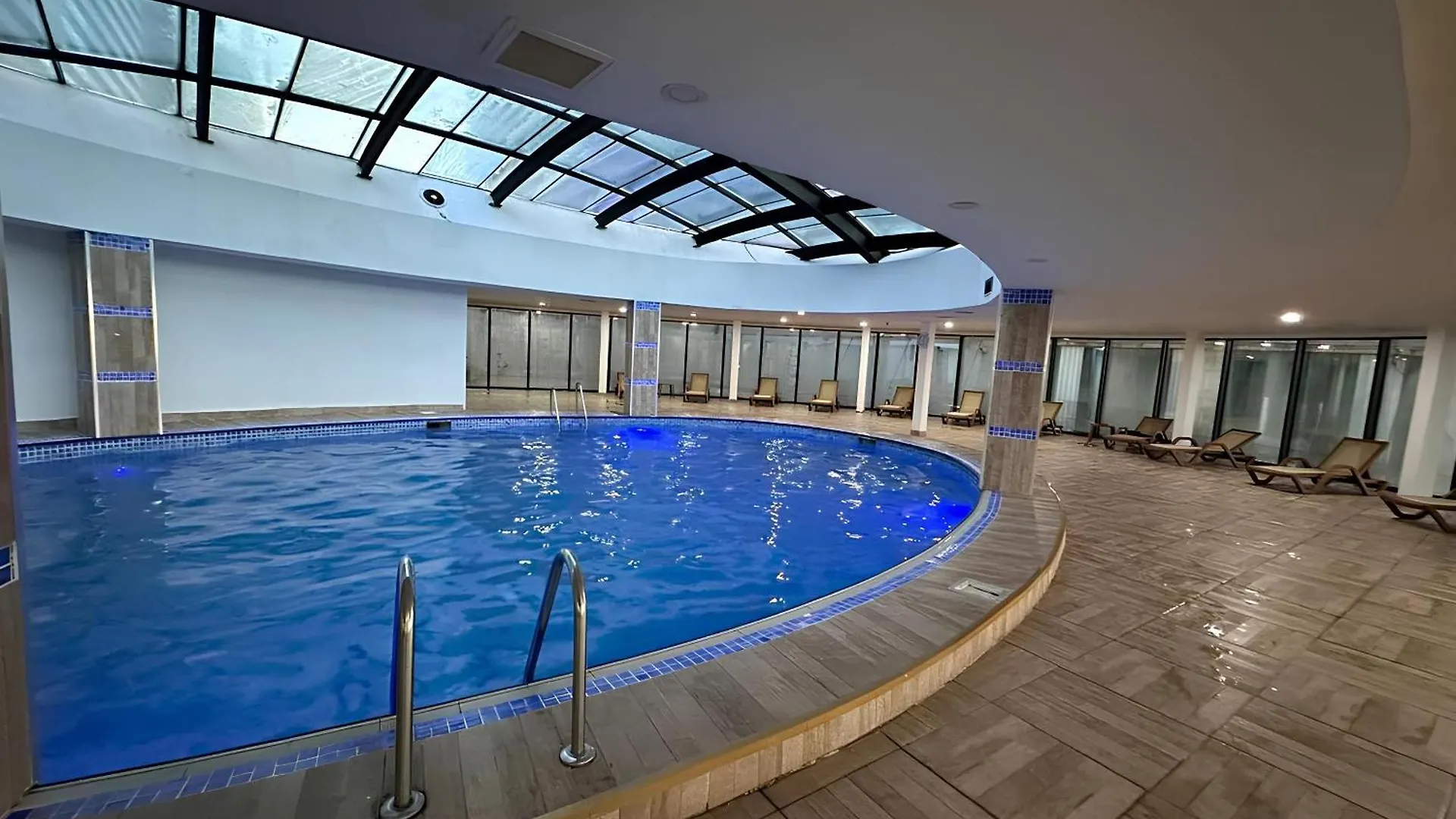 Panorama Suites - City Central & Sea View Batumi